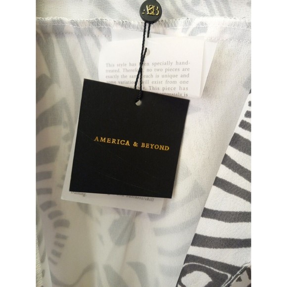 America And Beyond Womens Semi Sheer Grey/white Zebra Print Jumpsuit Small - Picture 16 of 16